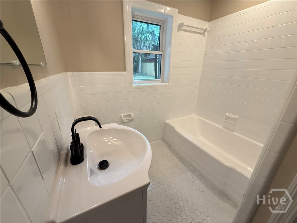 2406 Bon Air Drive Property Photo 16