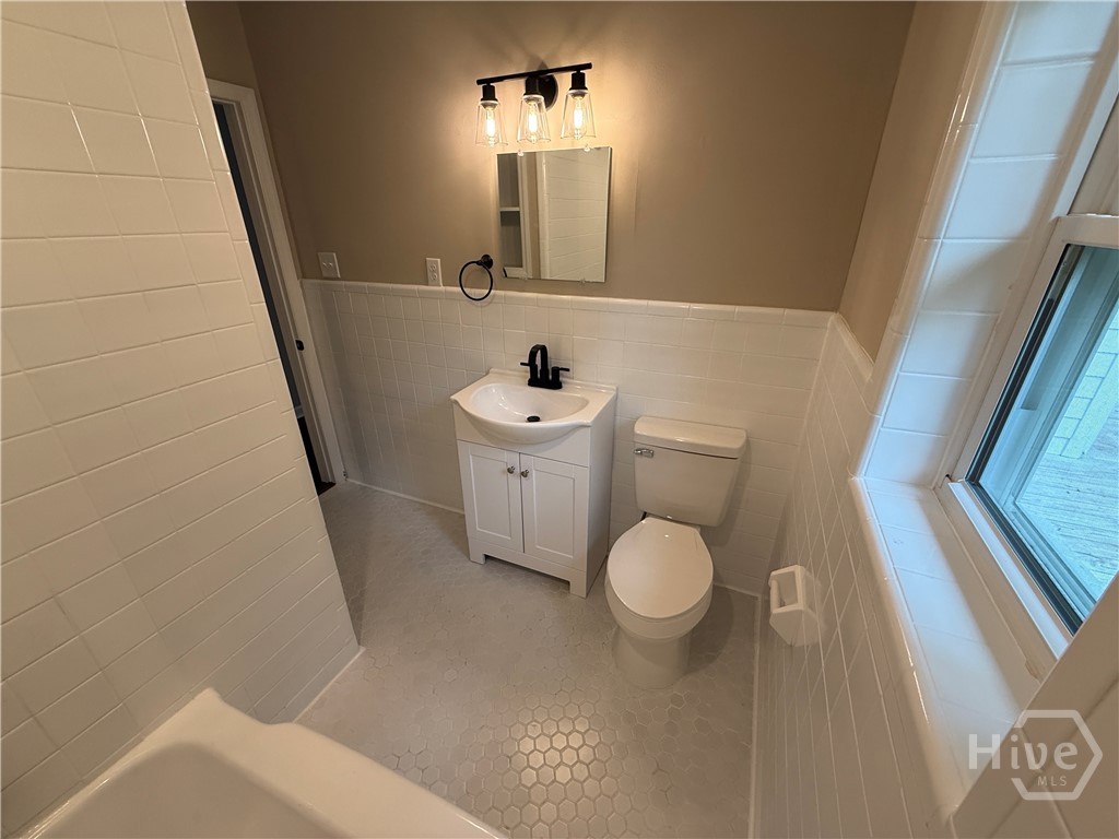 2406 Bon Air Drive Property Photo 17
