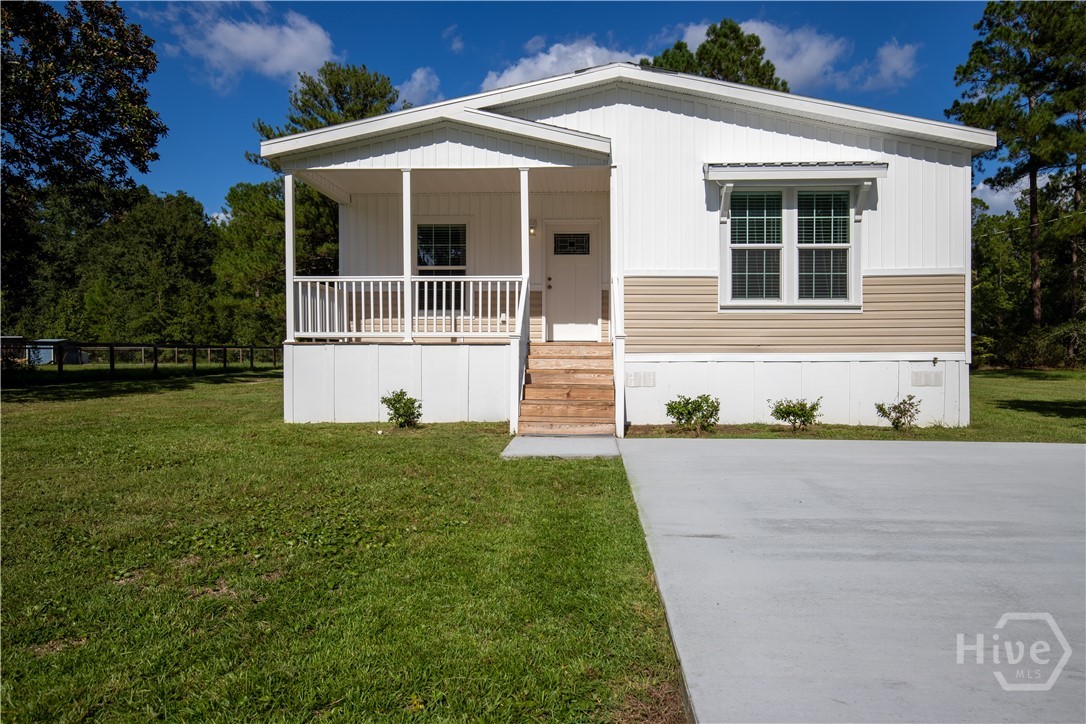 660 N Macon Street Property Photo 1