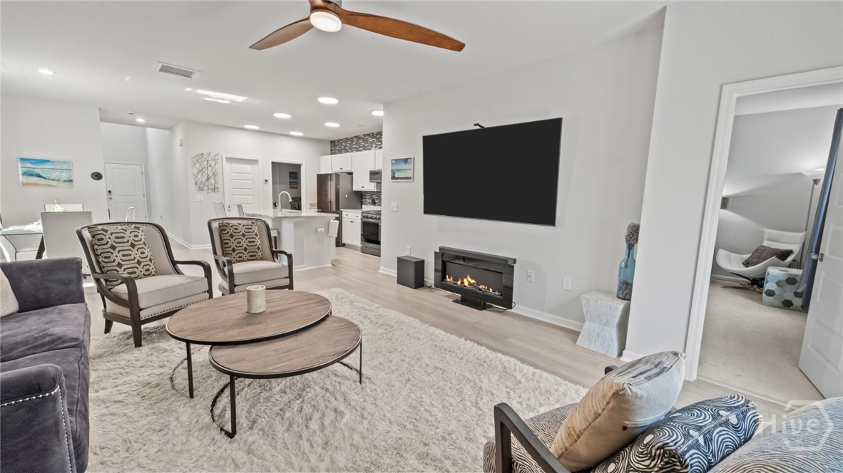 293 Lillian Street Property Photo 12