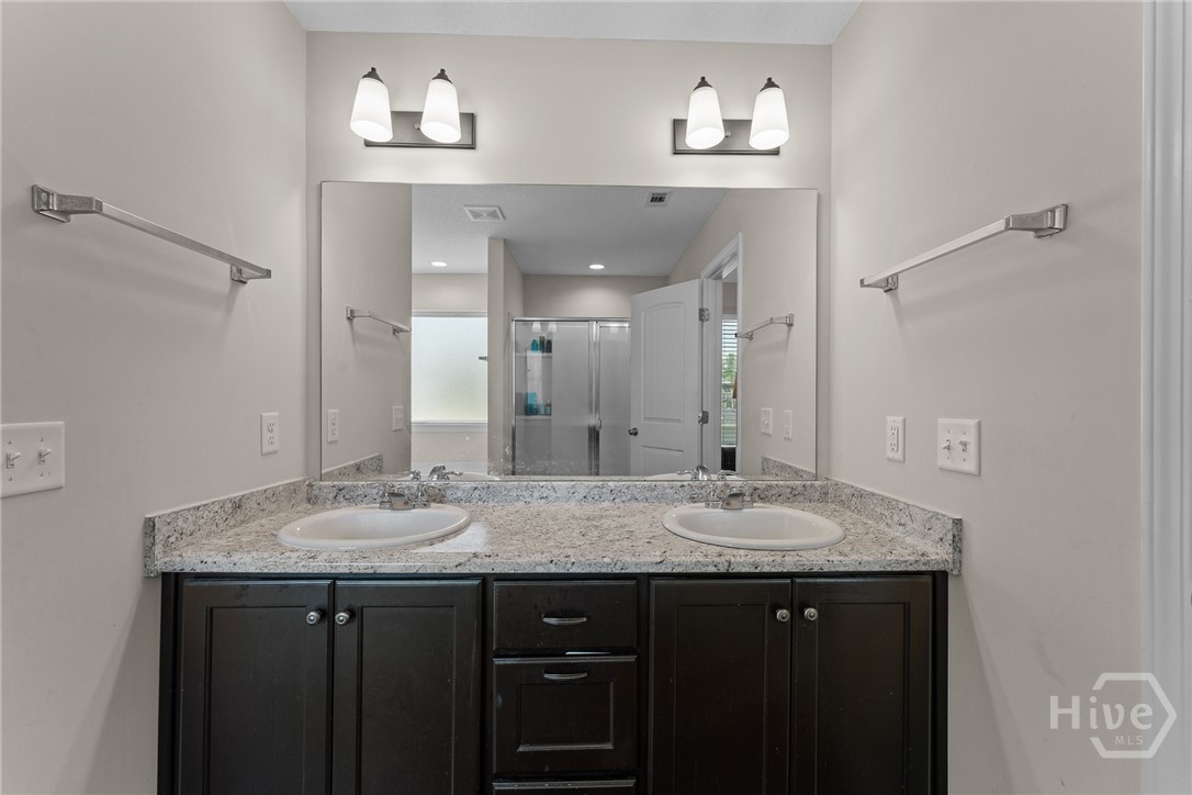 553 Thorp Circle Property Photo 39