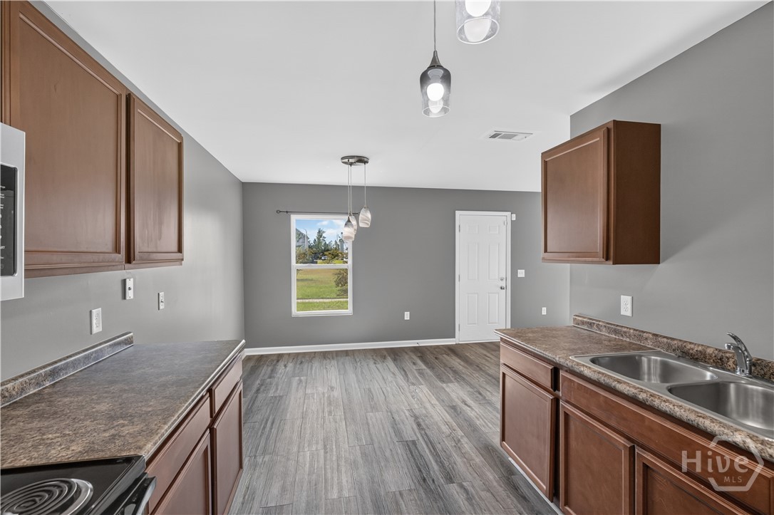 215 Barbour Lane Property Photo 14