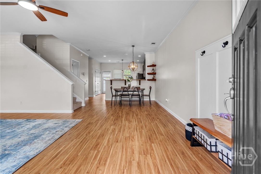 206 Ventura Place Property Photo 2