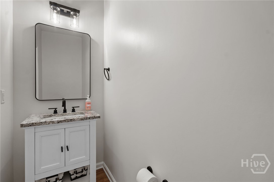 206 Ventura Place Property Photo 16