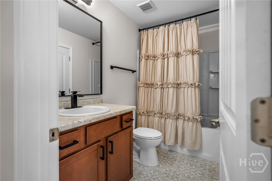 206 Ventura Place Property Photo 28