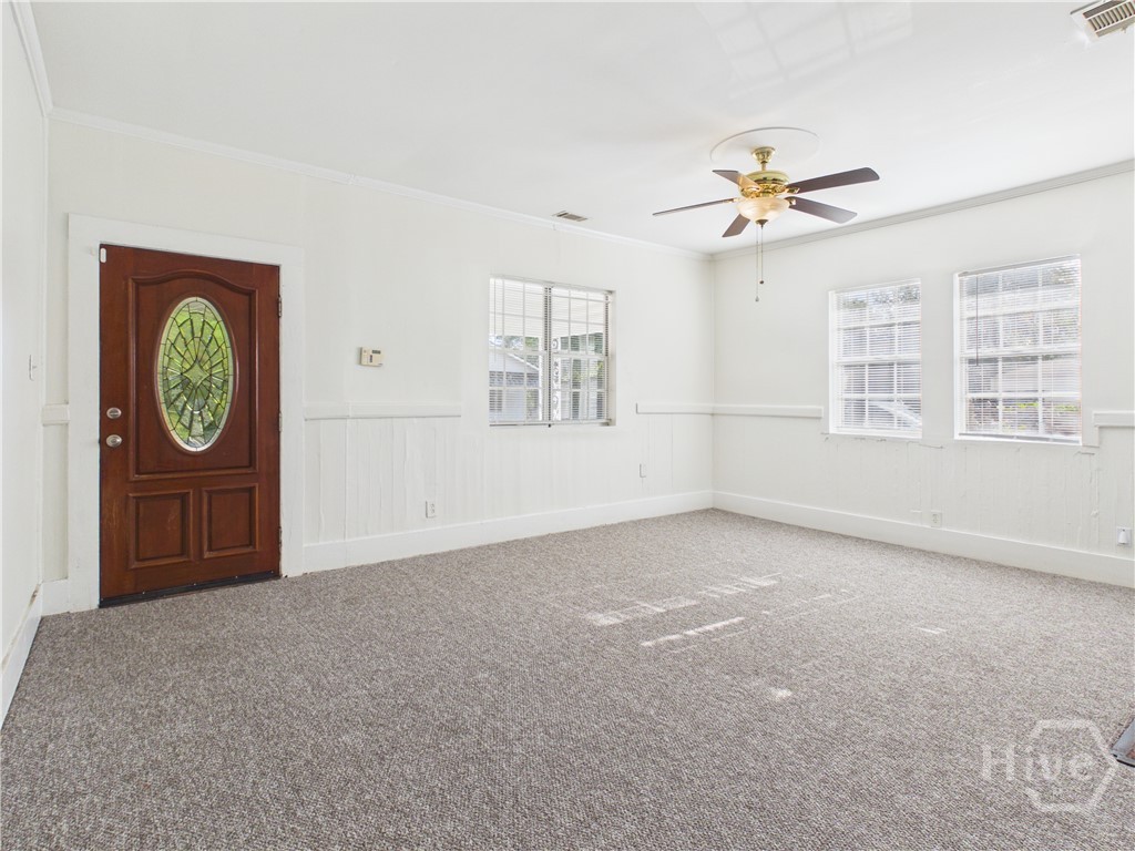 211 W 59th Street Property Photo 5