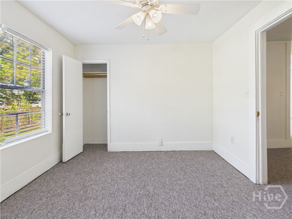 211 W 59th Street Property Photo 20