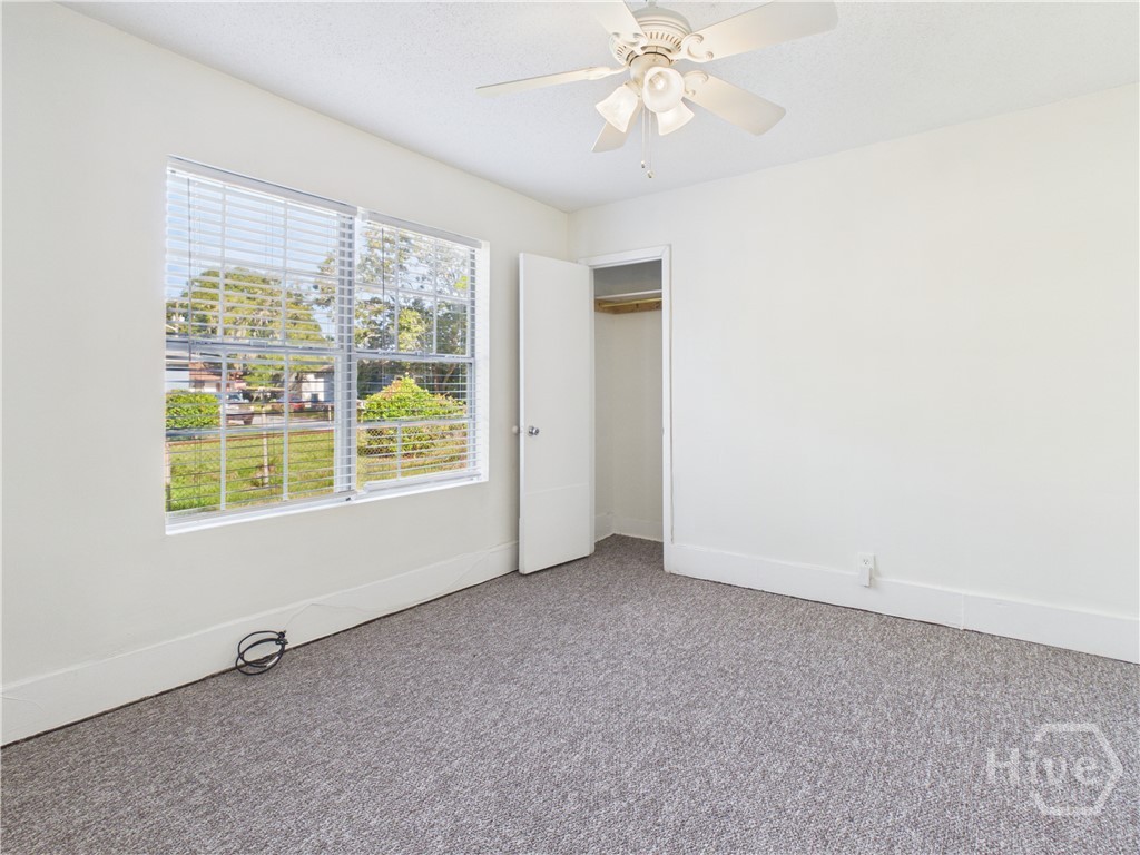 211 W 59th Street Property Photo 21