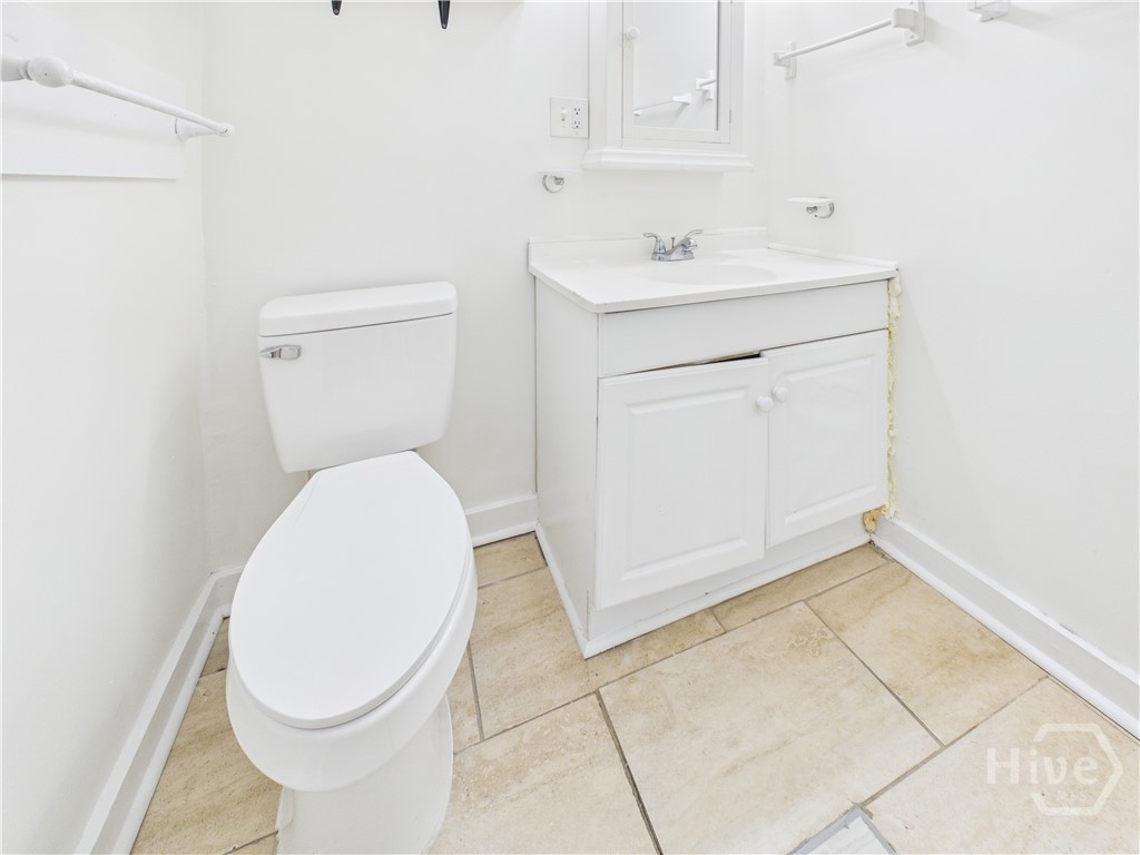 211 W 59th Street Property Photo 30