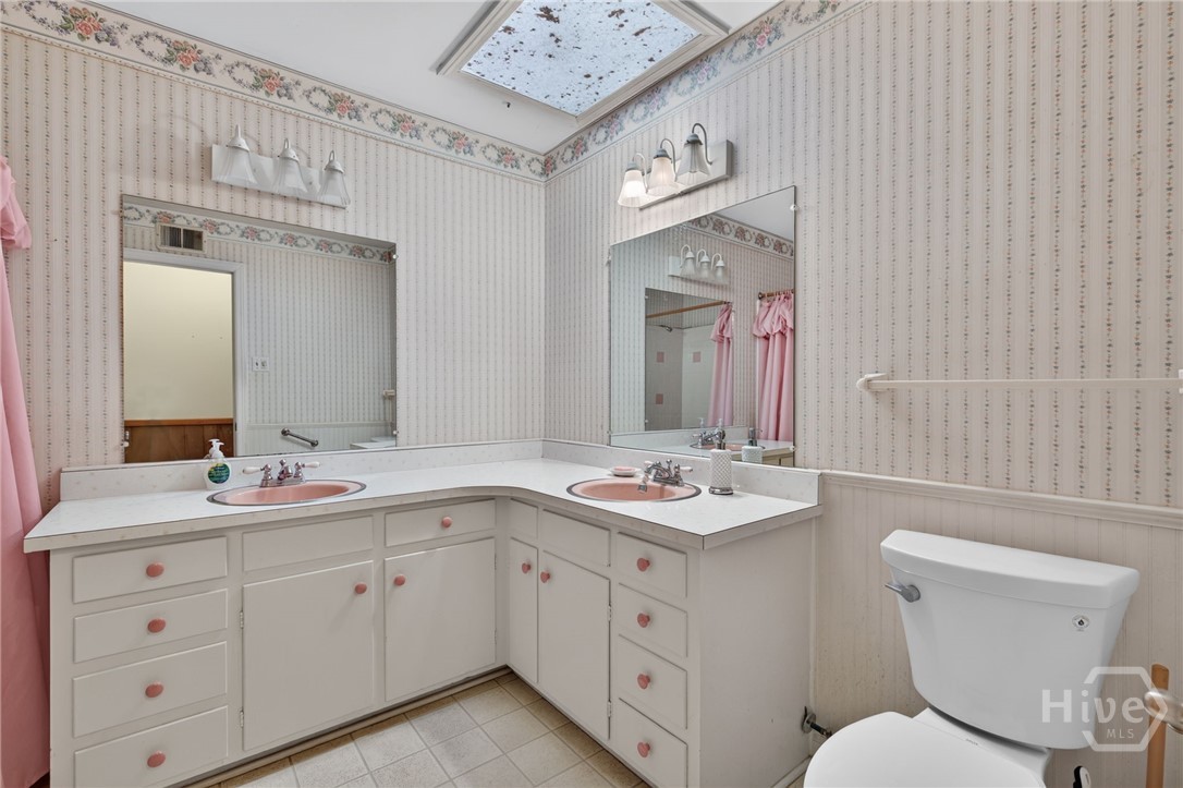 102 Devonshire Road Property Photo 25
