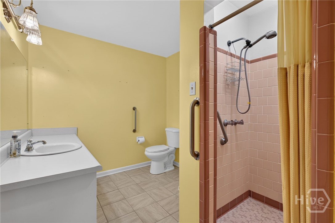 102 Devonshire Road Property Photo 27