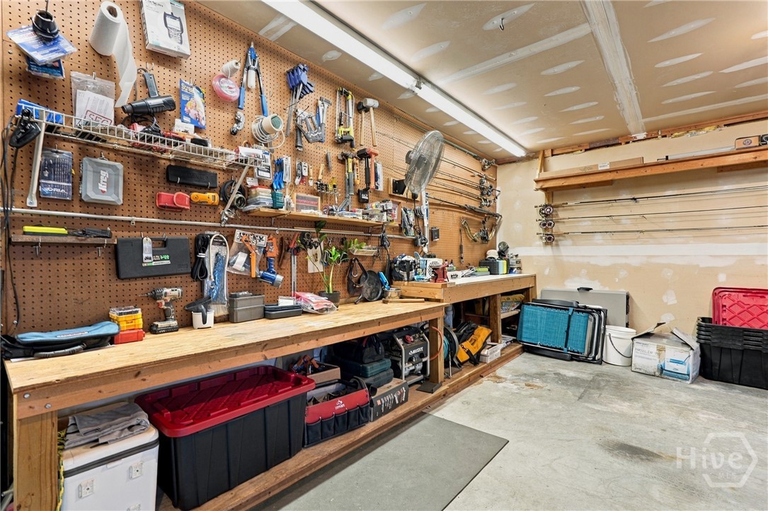 41 Runabout Lane Property Photo 36