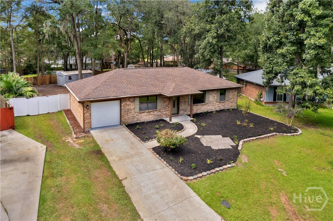 111 Cambridge Drive Property Photo 3