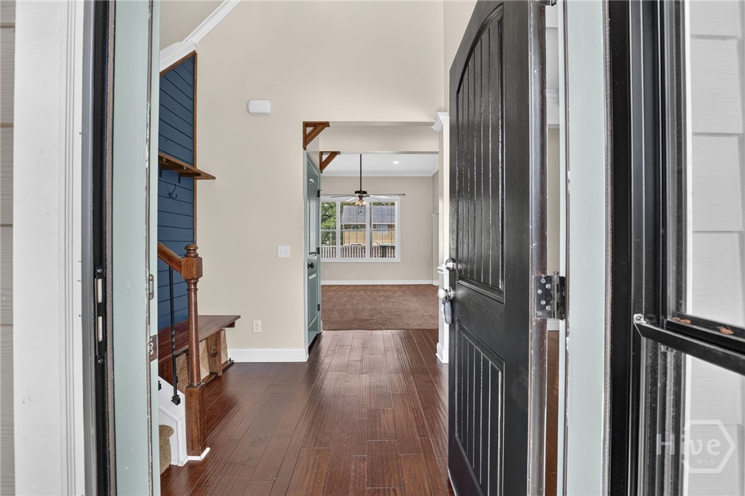 103 Cypress Loop Property Photo 2