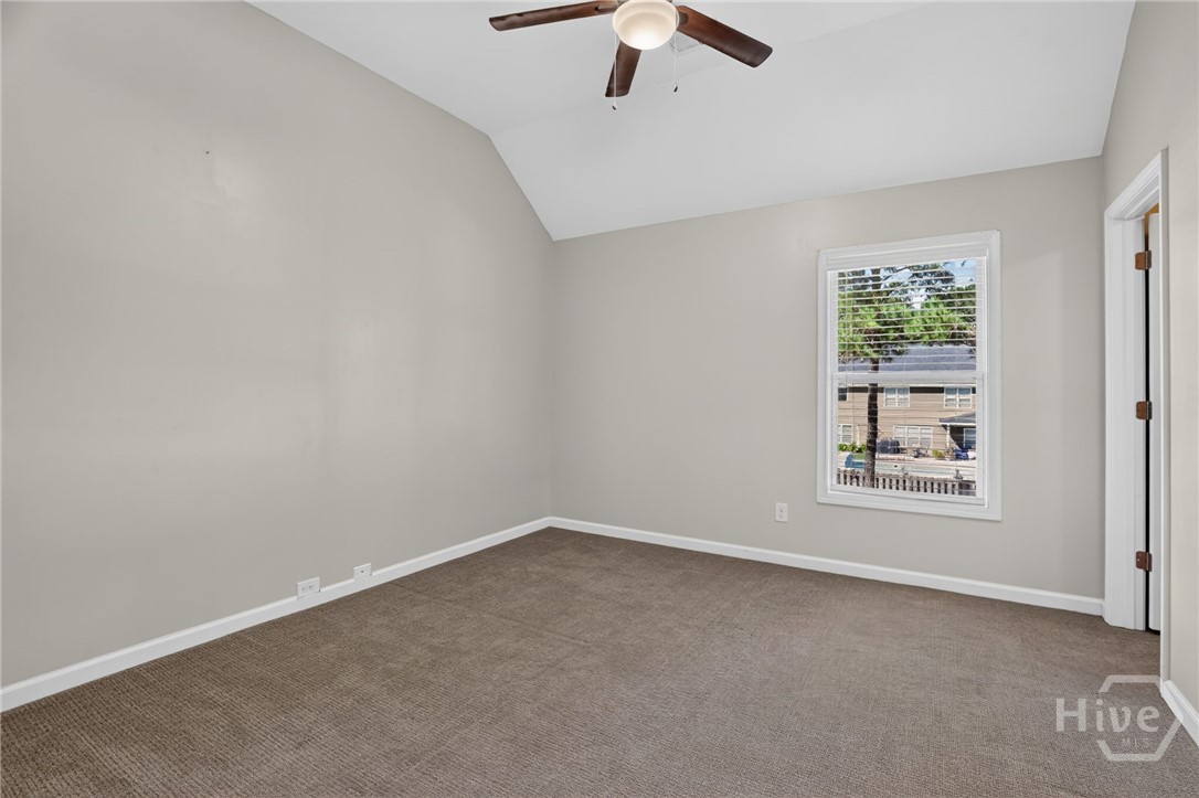 103 Cypress Loop Property Photo 36
