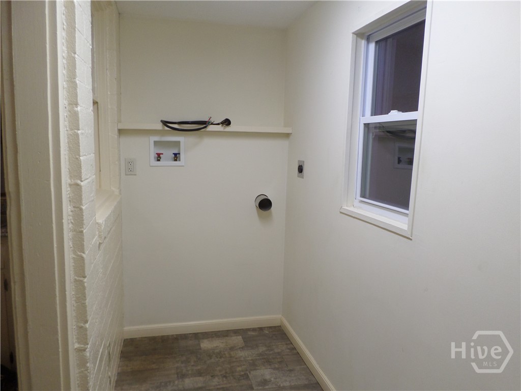 3904 Harmon Street Up Property Photo 17