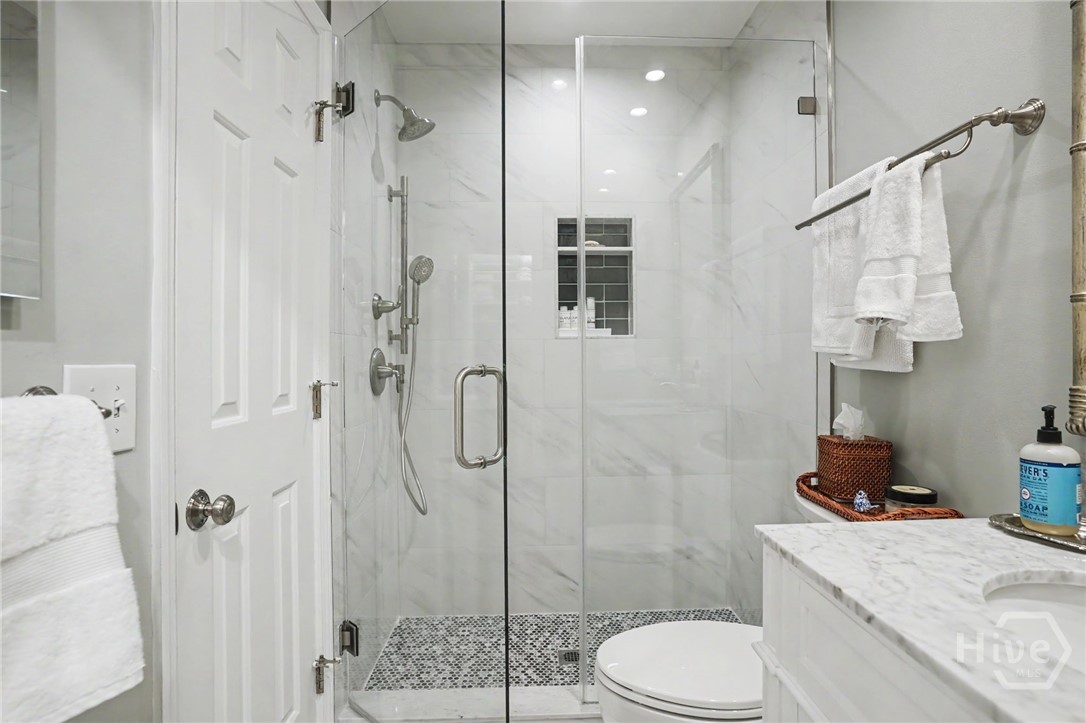 625 Tattnall Street Property Photo 25