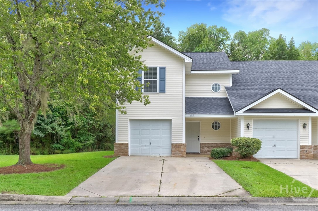 1118 Towne Park Drive Property Photo 1
