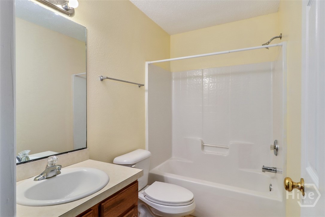 1118 Towne Park Drive Property Photo 19