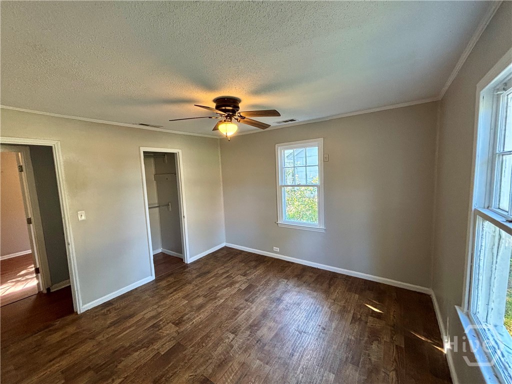 348 N College Street Property Photo 13