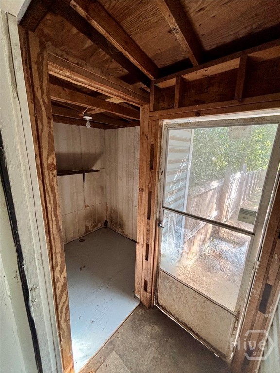 348 N College Street Property Photo 14
