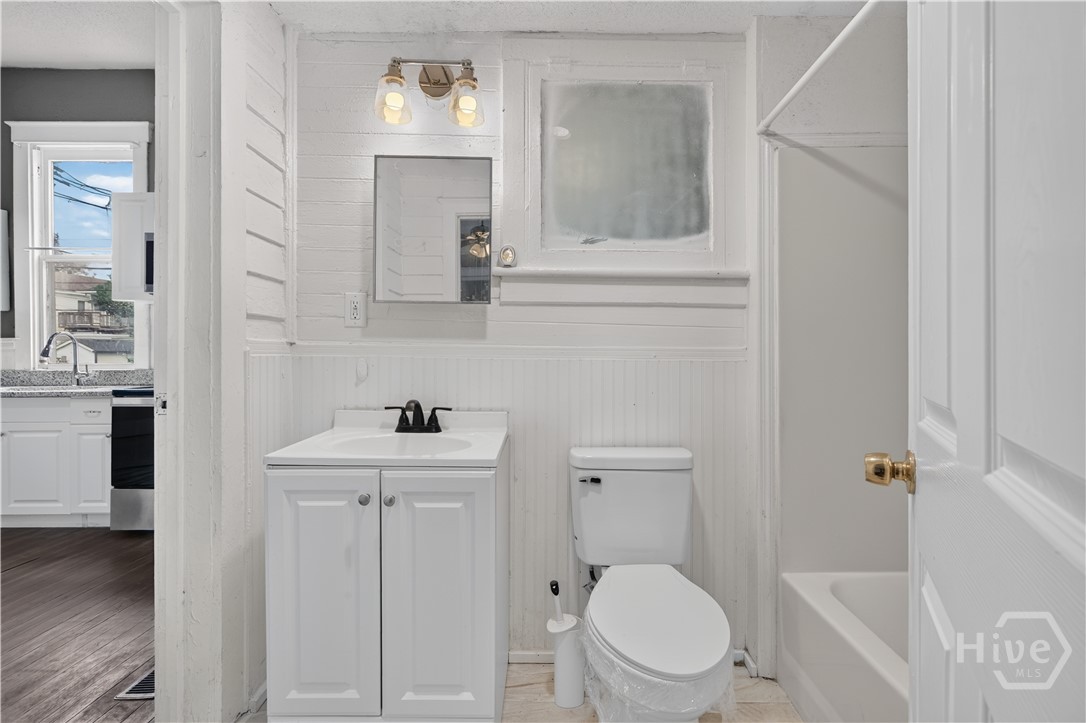 826 E Duffy Street Property Photo 11