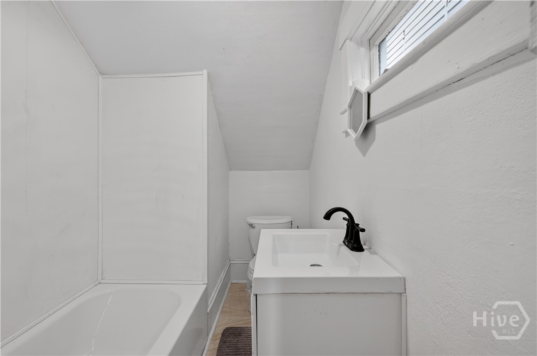 826 E Duffy Street Property Photo 15