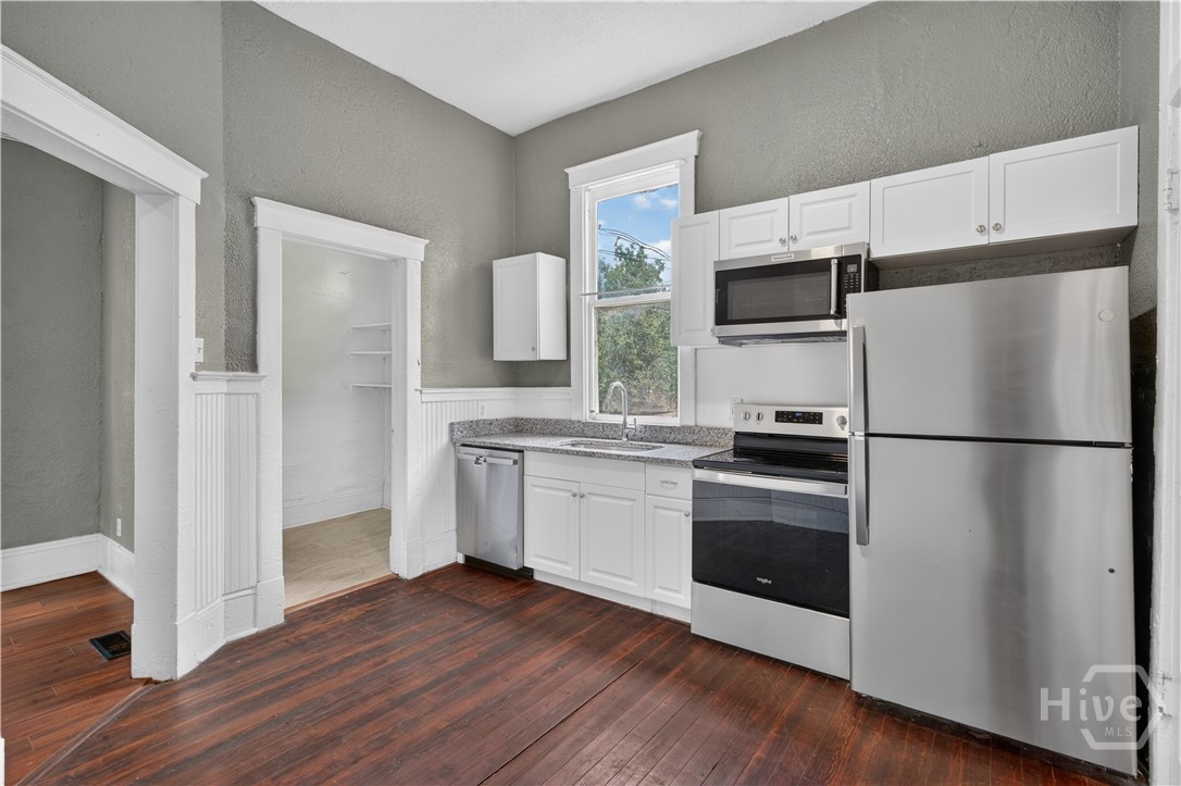826 E Duffy Street Property Photo 16
