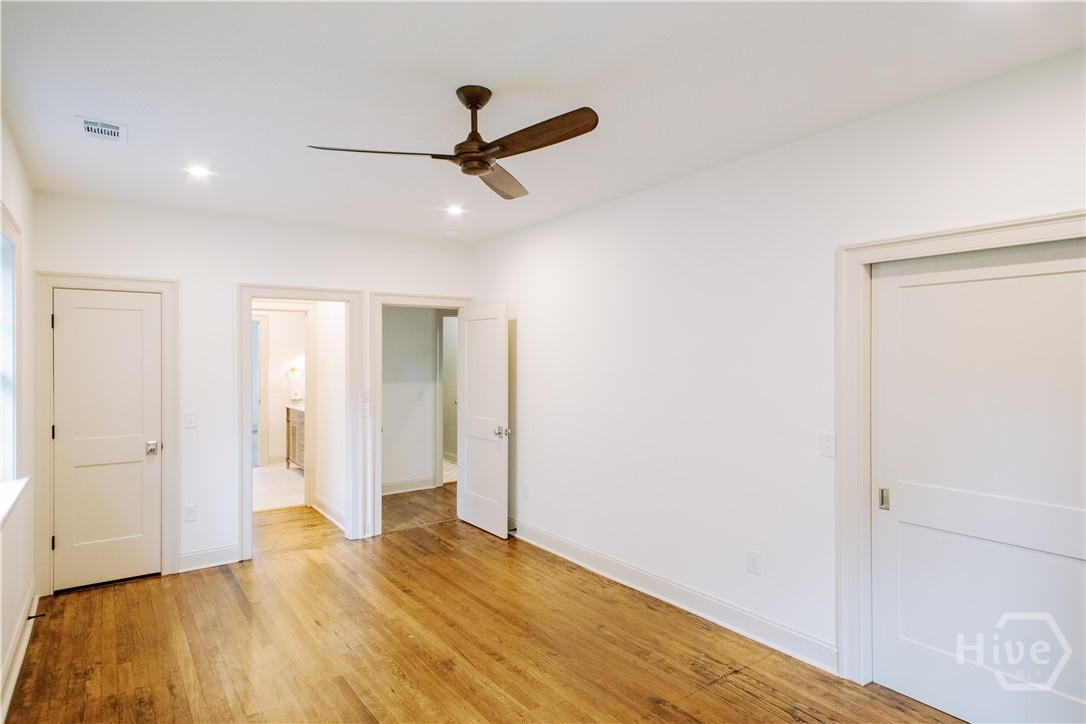 1214 E Duffy Street Property Photo 40