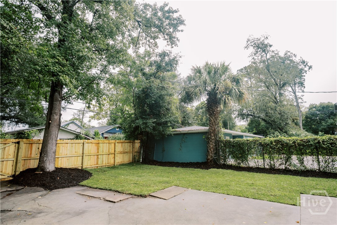 1214 E Duffy Street Property Photo 54