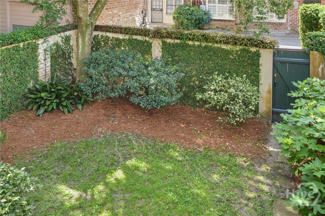 11 W Charlton Street Property Photo 24