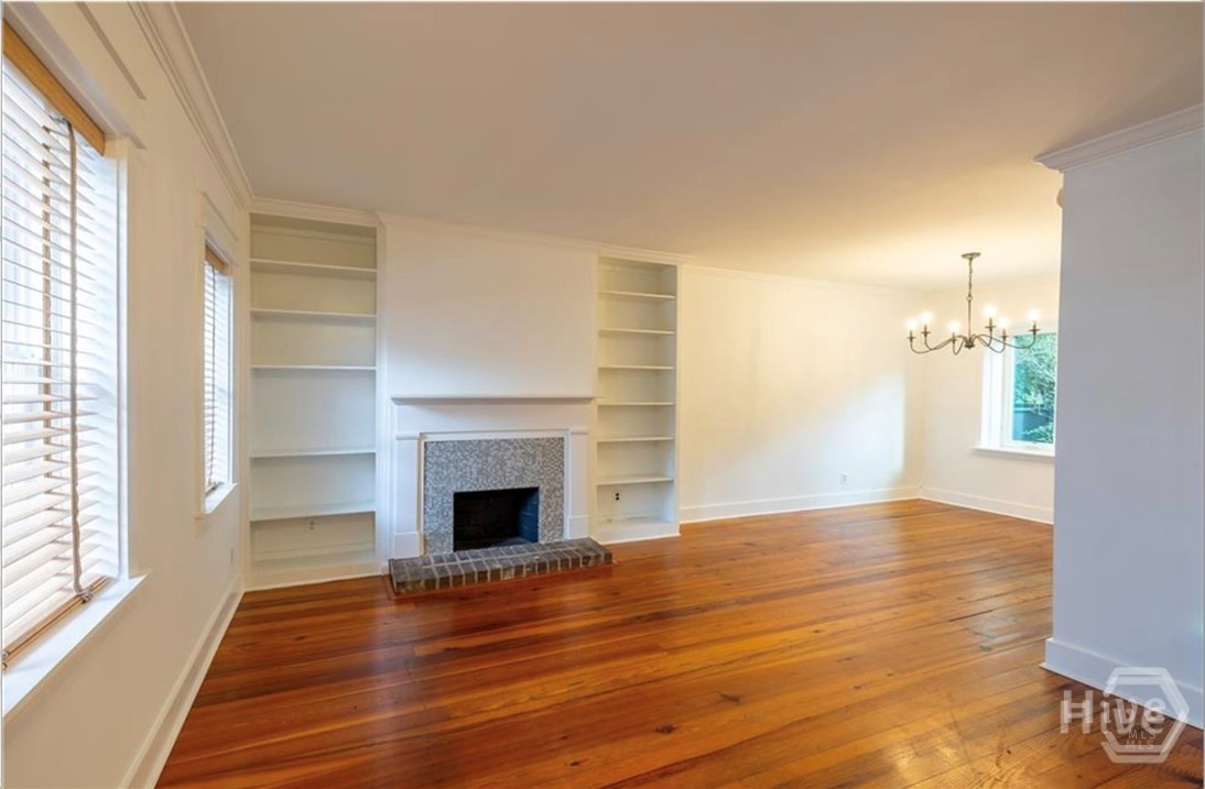 513 E Perry Street Property Photo 4
