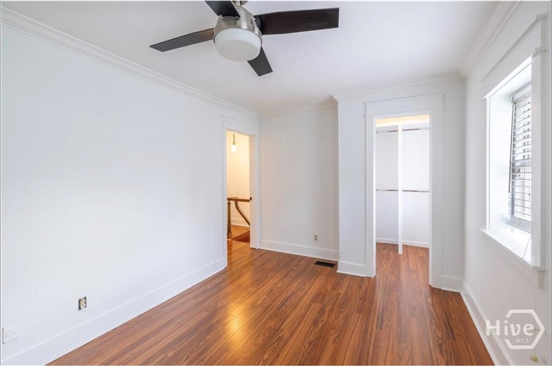 513 E Perry Street Property Photo 16