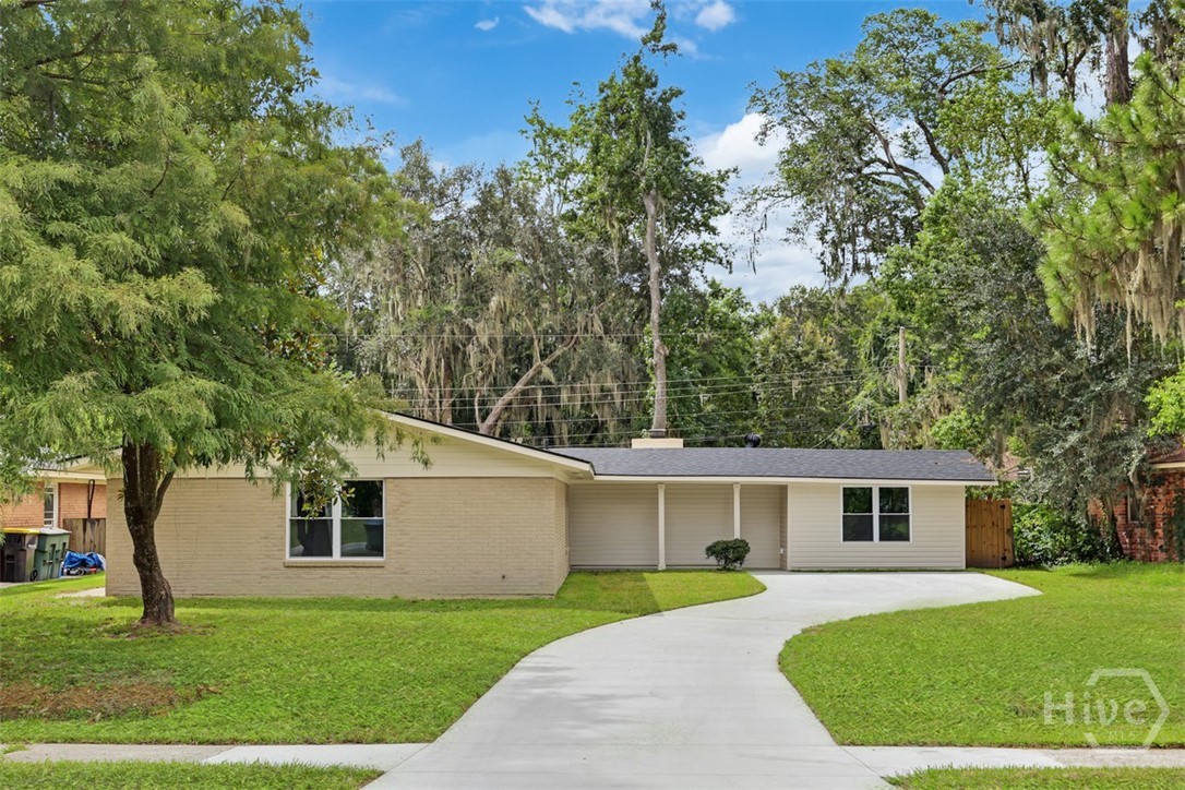 605 Lee Blvd Property Photo 1