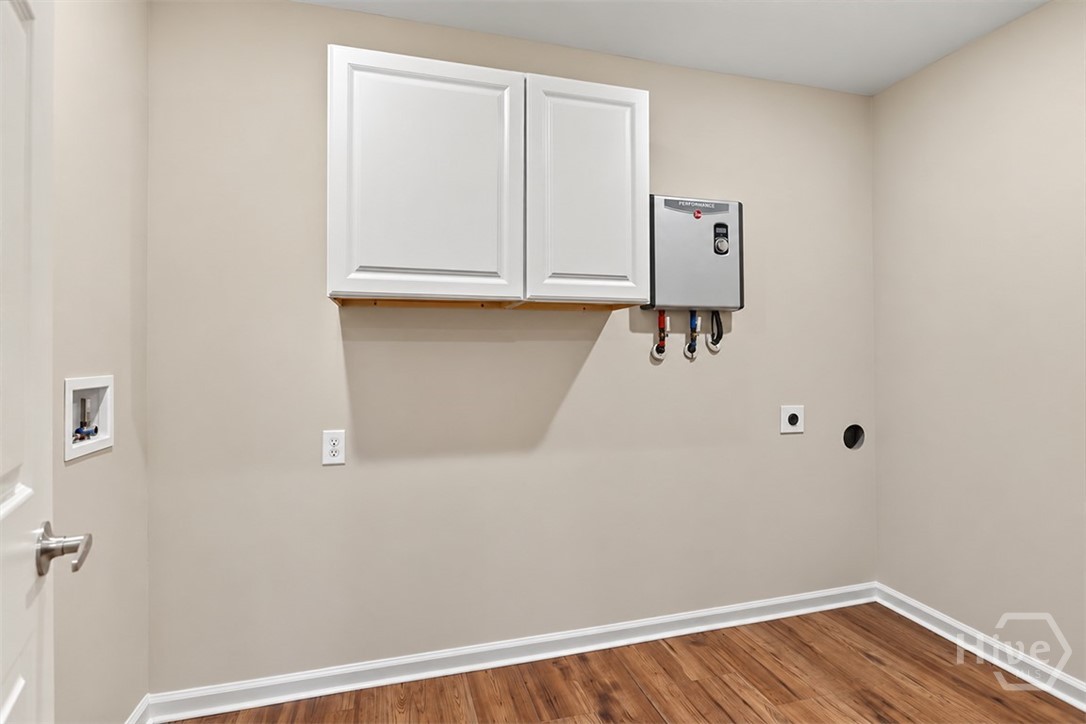 605 Lee Blvd Property Photo 11