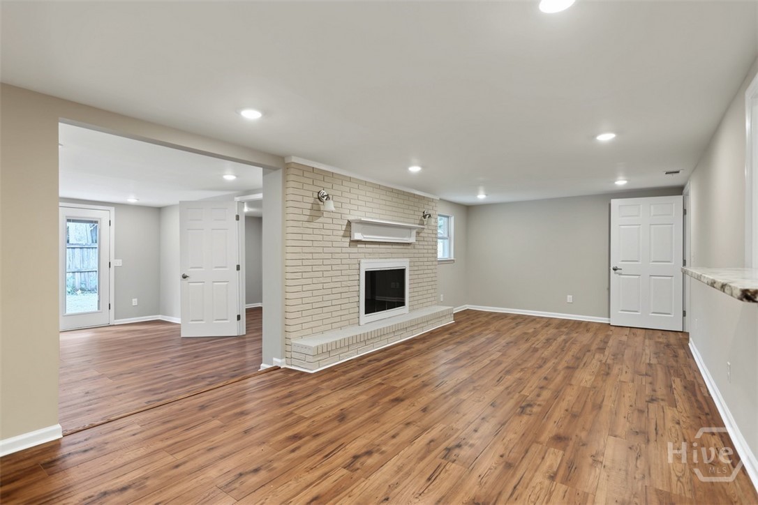 605 Lee Blvd Property Photo 12