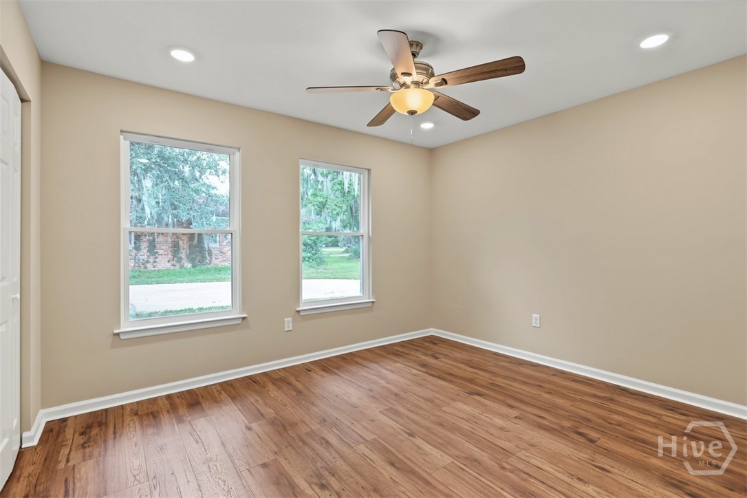 605 Lee Blvd Property Photo 22