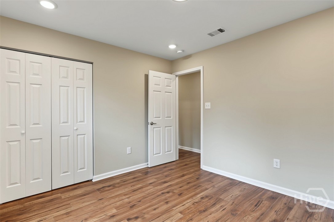 605 Lee Blvd Property Photo 25