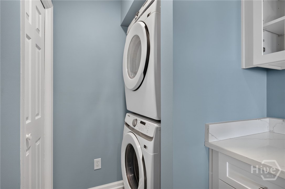 1 Center Street 6 Property Photo 20