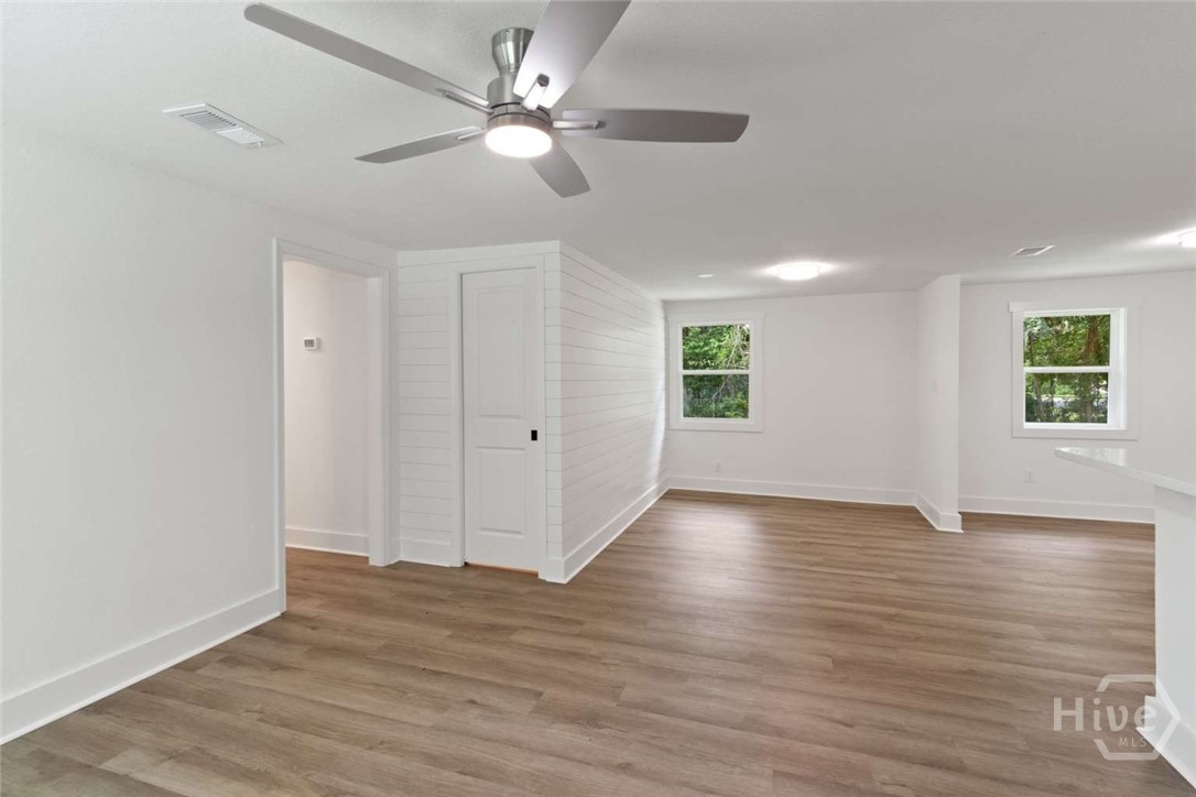 2929 Union Street Property Photo 4