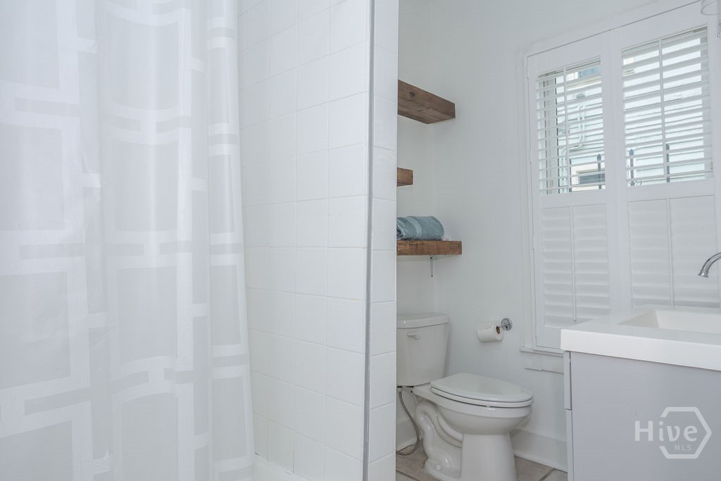 1106 E Broad Street Property Photo 19