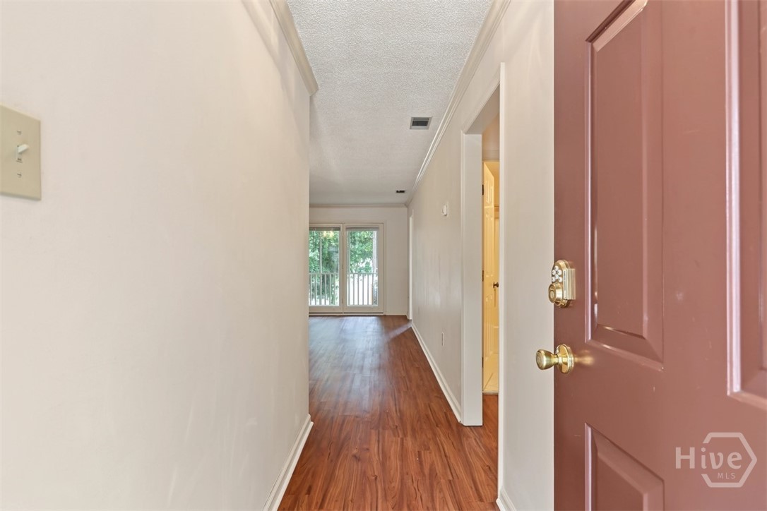 8 Colony Park Drive Property Photo 9