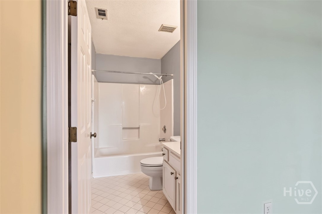 8 Colony Park Drive Property Photo 29