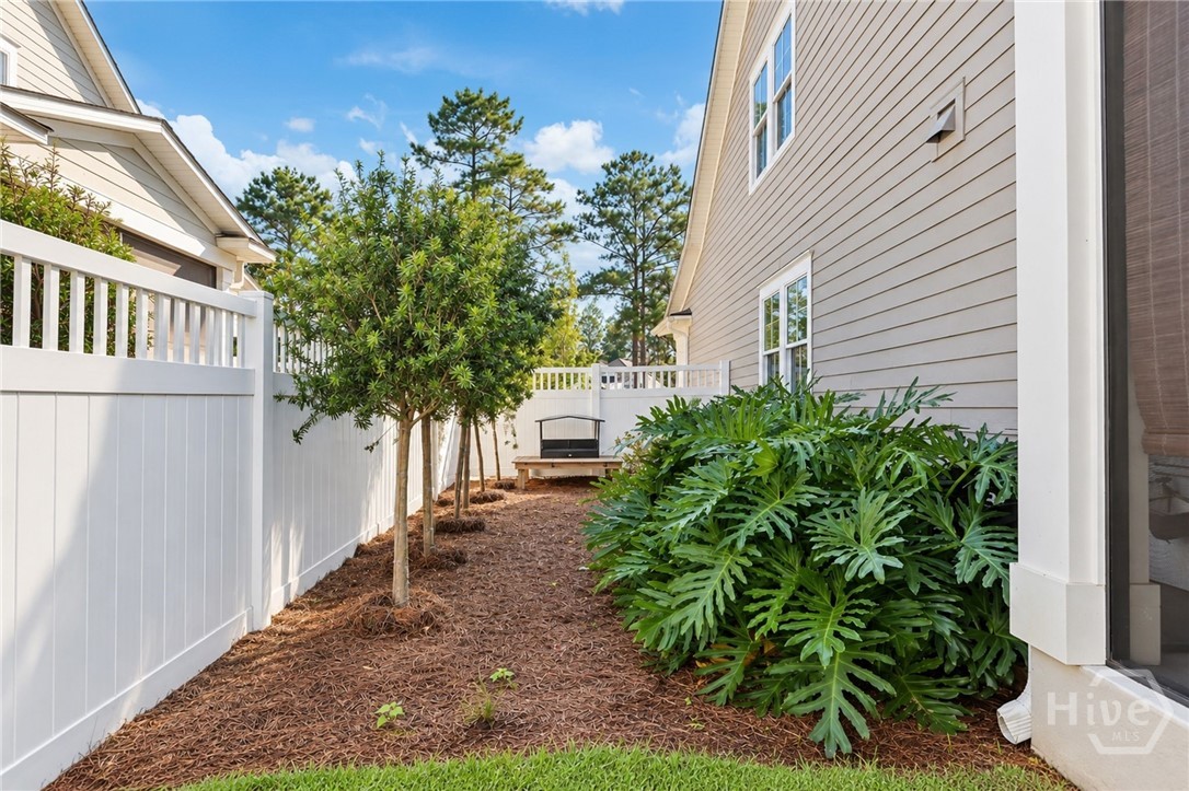 119 Quince Street Property Photo 29