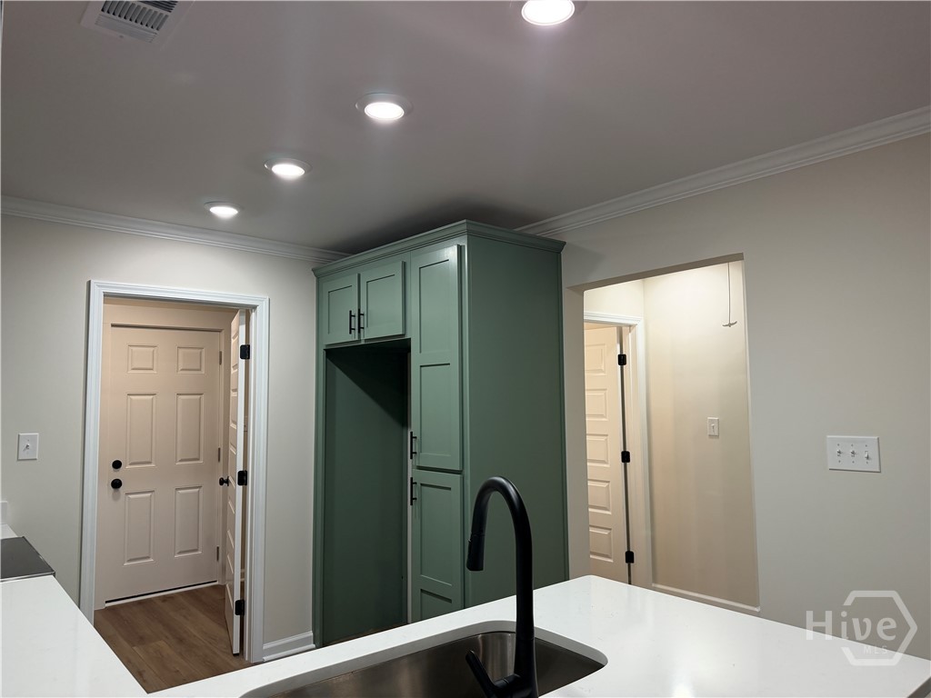 2019 Mississippi Avenue Property Photo 4