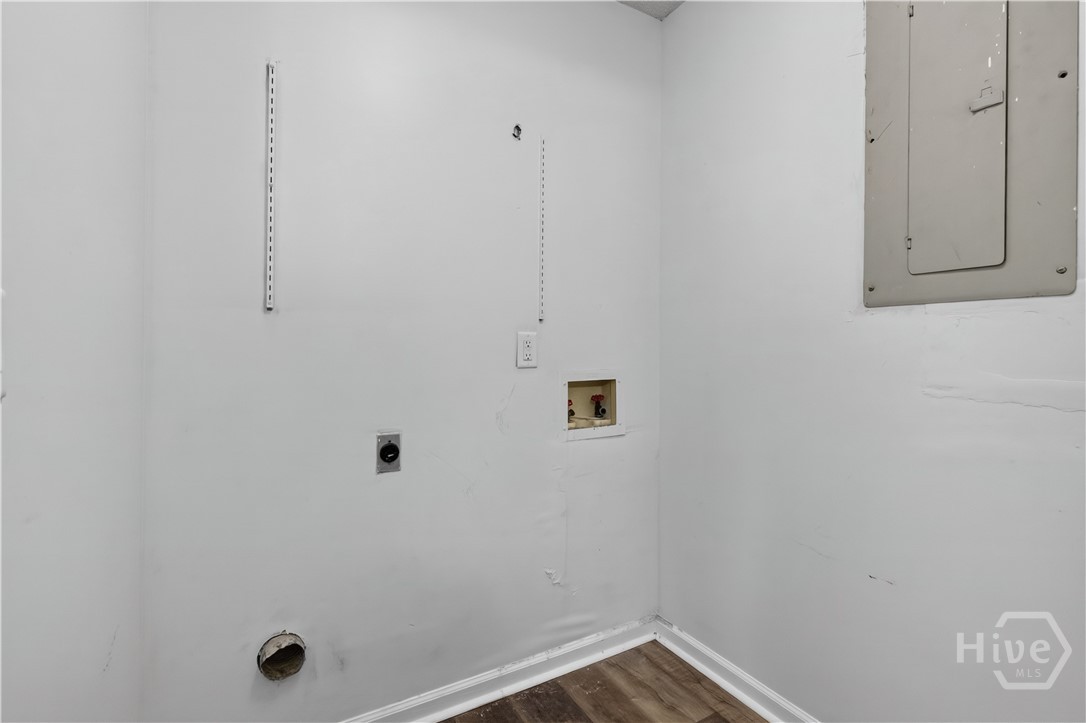 1390 Forest Lake Drive Property Photo 16