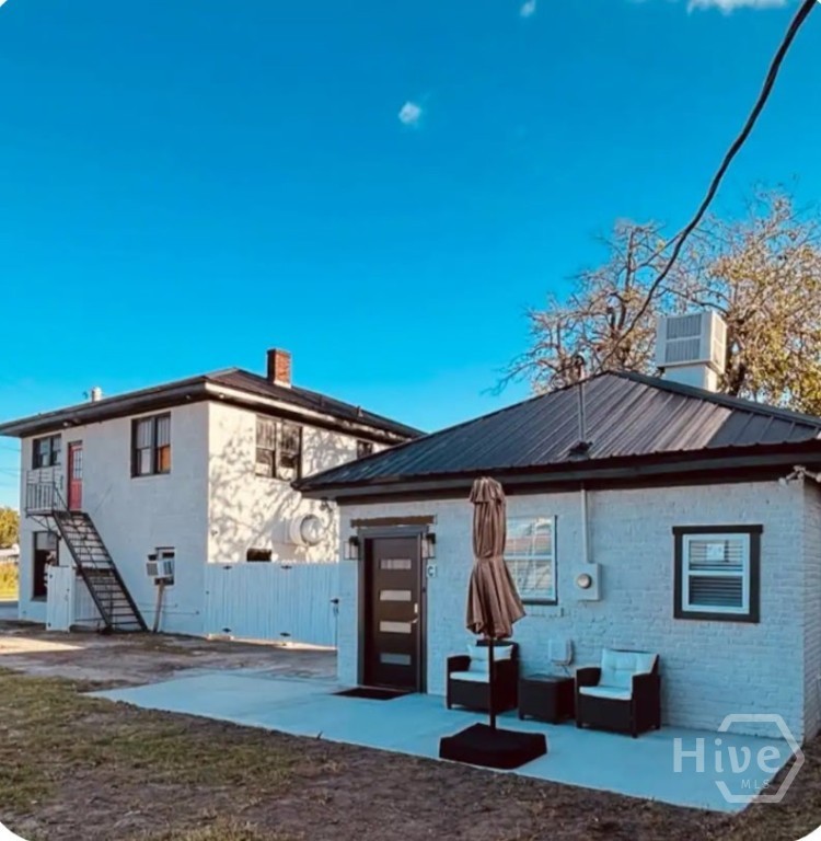 3 E Lathrop Avenue Property Photo 2