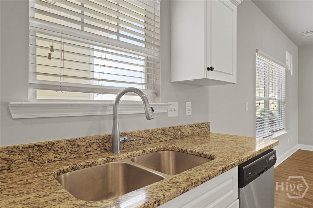 507 Potter Stone Square Property Photo 21