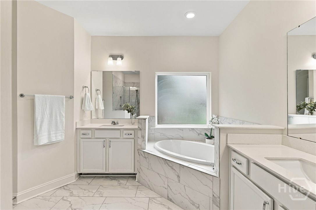 18 Serenity Point Property Photo 16