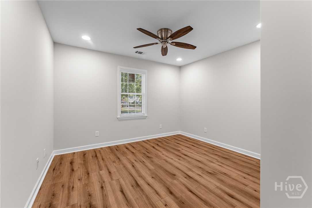 227 Chatham Avenue Property Photo 20